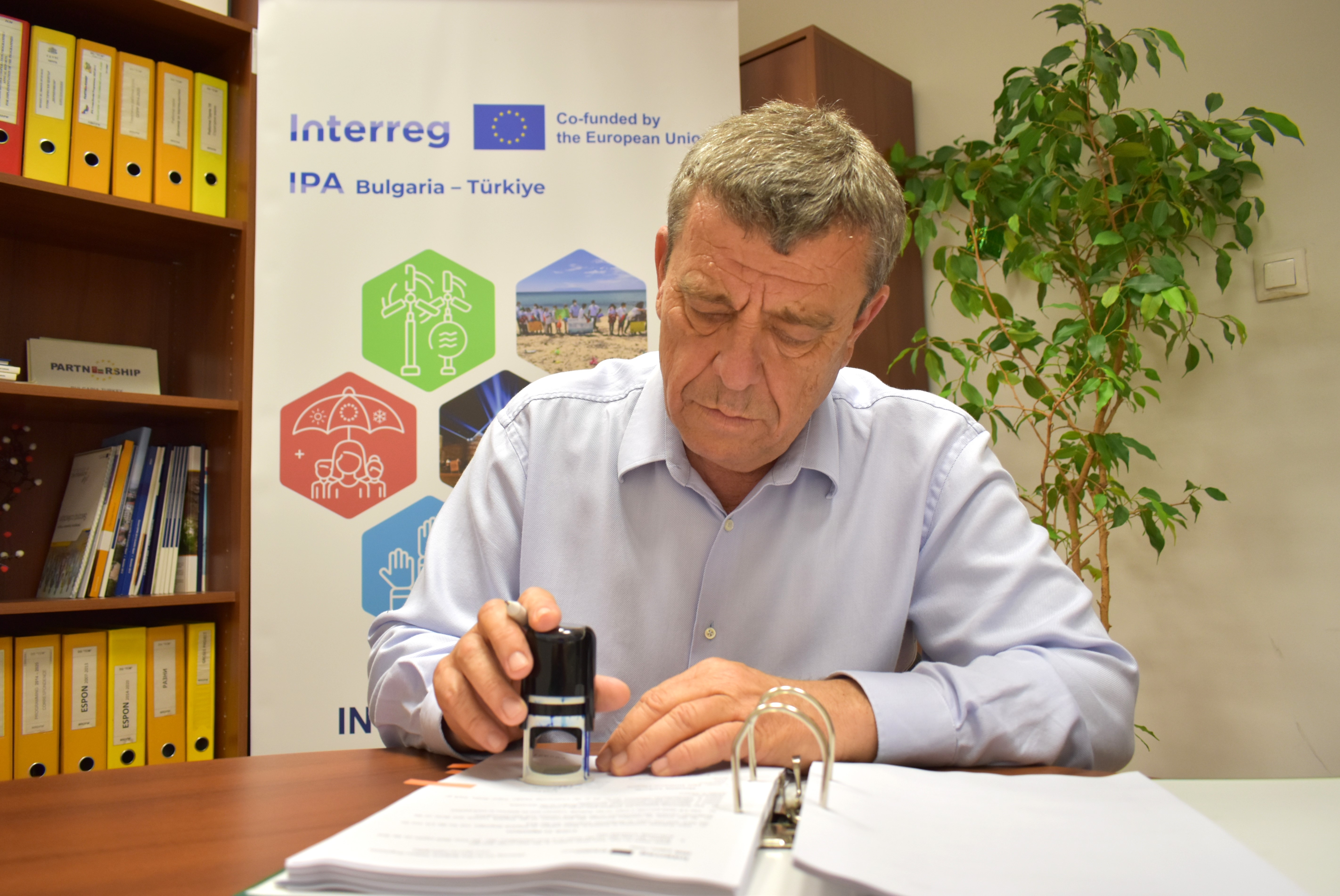 Signаture of MOBIGATE subsidy contract 